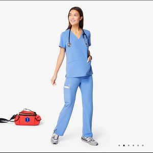 Figs Kade Cargo Scrub Pants